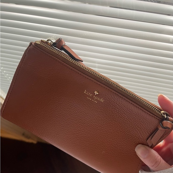 COPY - Kate Spade cognac leather wallet - Picture 1 of 8